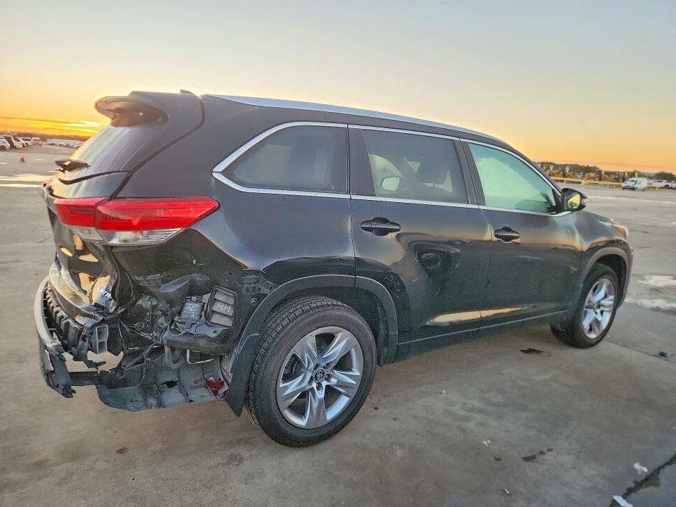 Aukcja sprzedaży 2017 Toyota Highlander, vin: 5TDYZRFH6HS208855, numer aukcji: 71601186