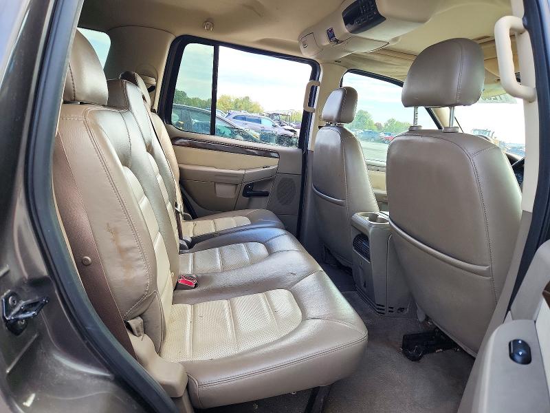 Продаж на аукціоні авто 2005 Ford Explorer, vin: 1FMDU74K15UB49667, номер лоту: 72901466