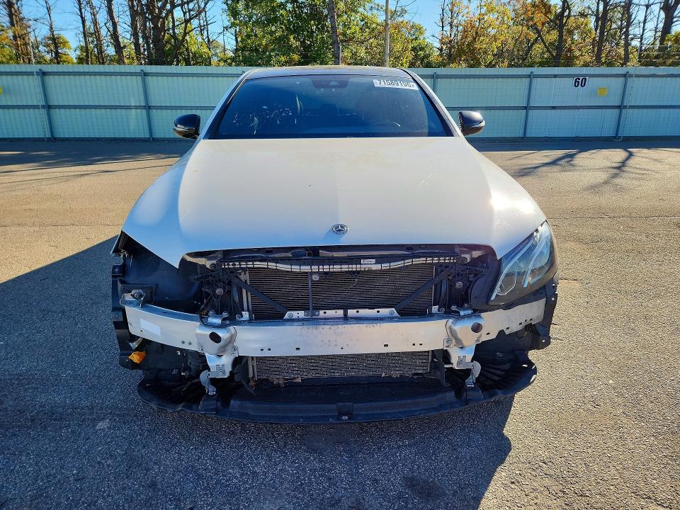 Продажа на аукционе авто 2018 Mercedes-benz E, vin: WDDZF4KB8JA298861, номер лота: 71589196