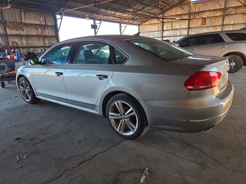 Продаж на аукціоні авто 2014 Volkswagen Passat, vin: 1VWCN7A39EC045974, номер лоту: 70561726