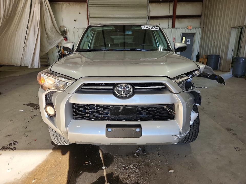 2020 Toyota 4runner მანქანა იყიდება აუქციონზე, vin: JTEBU5JR5L5753596, აუქციონის ნომერი: 71452636