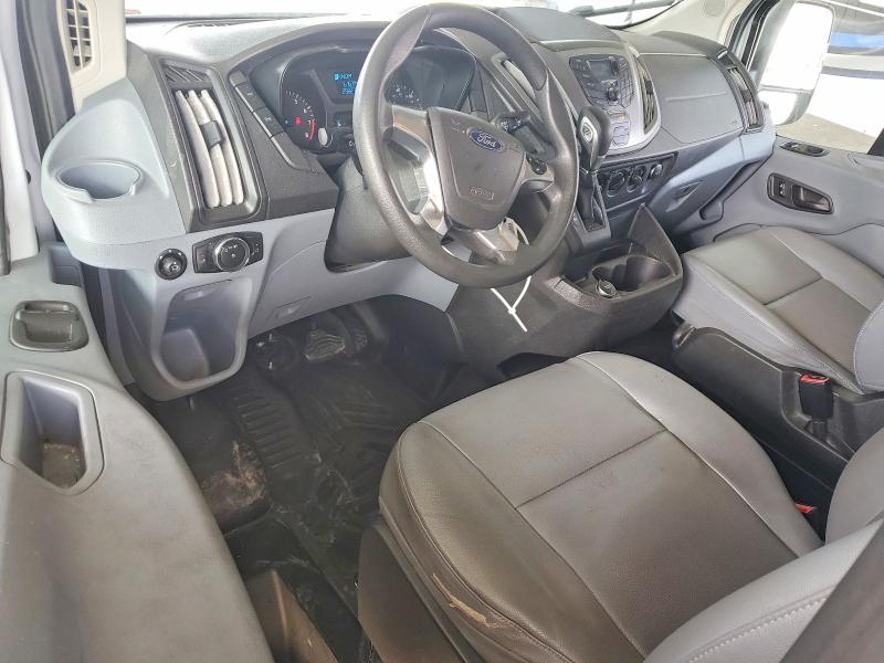 71301046 :رقم المزاد ، 1FTYR2YM2KKA52927 vin ، 2019 Ford Transit مزاد بيع
