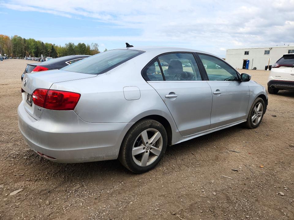 2013 Volkswagen Jetta მანქანა იყიდება აუქციონზე, vin: 3VWLL7AJ3DM381461, აუქციონის ნომერი: 72008206