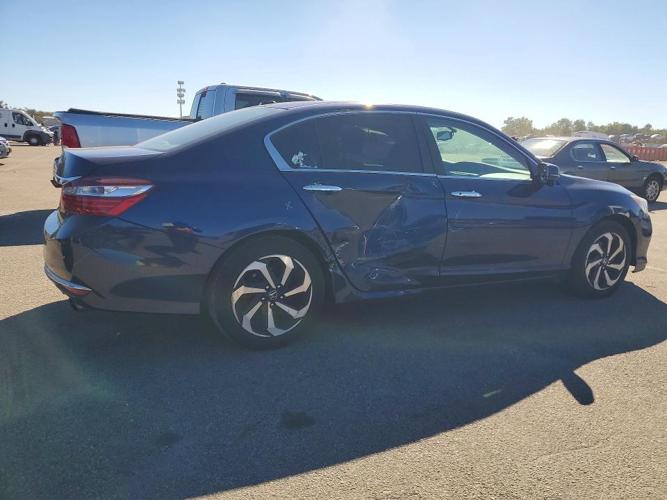 Продажа на аукционе авто 2016 Honda Accord, vin: 1HGCR2F81GA194801, номер лота: 70601726