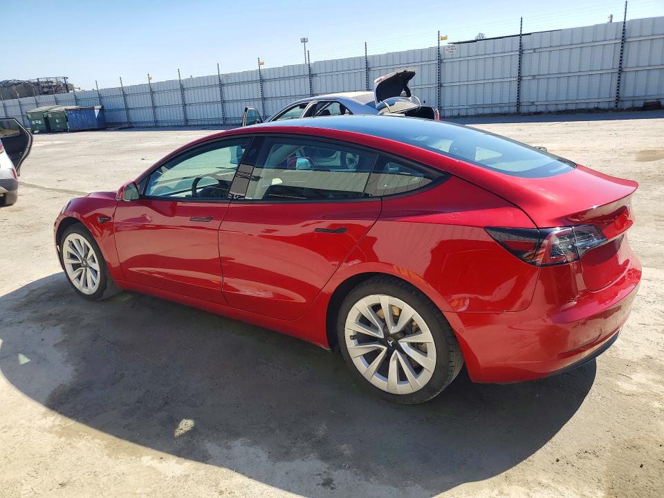 Продажа на аукционе авто 2022 Tesla Model 3, vin: 5YJ3E1EAXNF303978, номер лота: 72363906