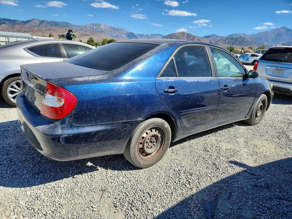71481016 :رقم المزاد ، JTDBE32K340255273 vin ، 2004 Toyota Camry مزاد بيع
