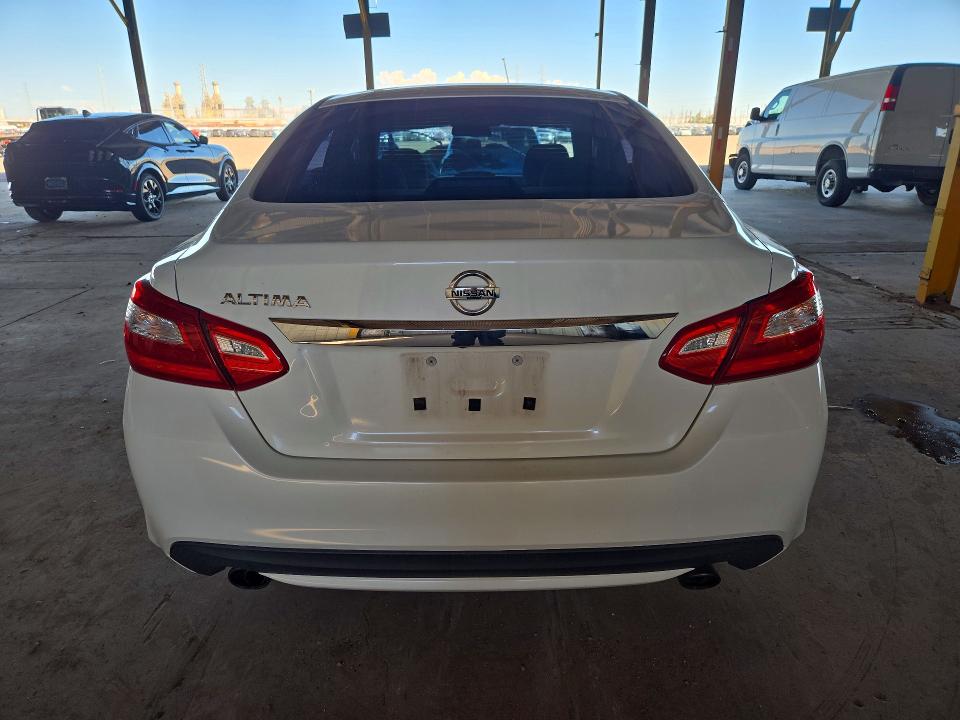 Продаж на аукціоні авто 2017 Nissan Altima, vin: 1N4AL3AP0HN312669, номер лоту: 72431016