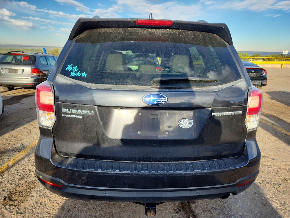 70806196 :رقم المزاد ، JF2SJARC4JH421913 vin ، 2018 Subaru Forester مزاد بيع