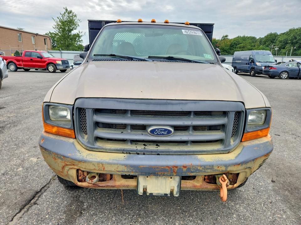 70420786 :رقم المزاد ، 1FDSF35L4XEA68113 vin ، 1999 Ford F350 مزاد بيع