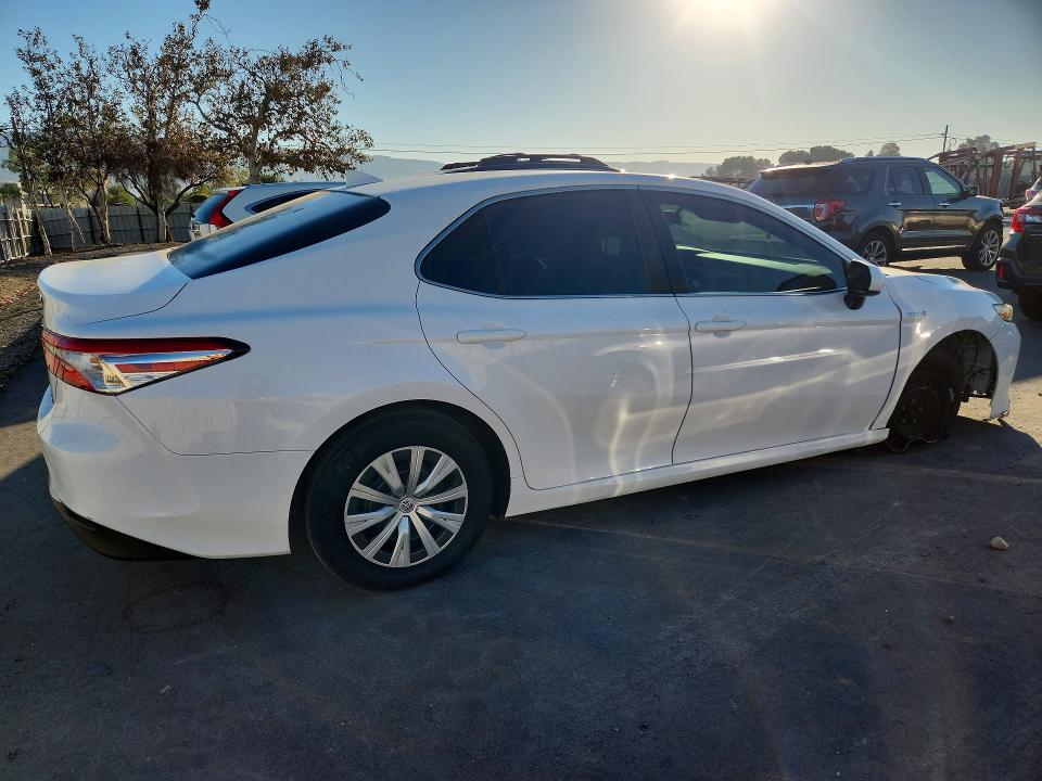 Aukcja sprzedaży 2019 Toyota Camry, vin: 4T1B31HKXKU008822, numer aukcji: 72001176