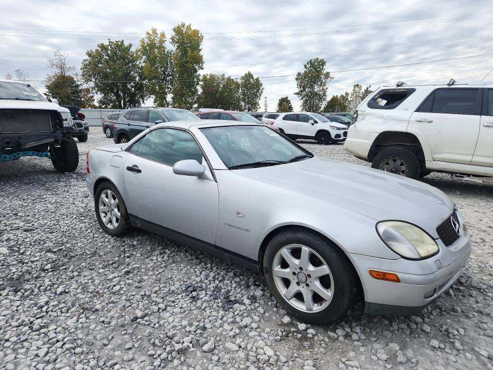 Aukcja sprzedaży 1998 Mercedes-benz Slk, vin: WDBKK47F7WF045851, numer aukcji: 72412856