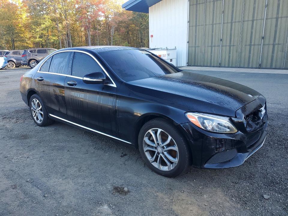 Продаж на аукціоні авто 2015 Mercedes-benz C, vin: 55SWF4KBXFU041341, номер лоту: 72376026
