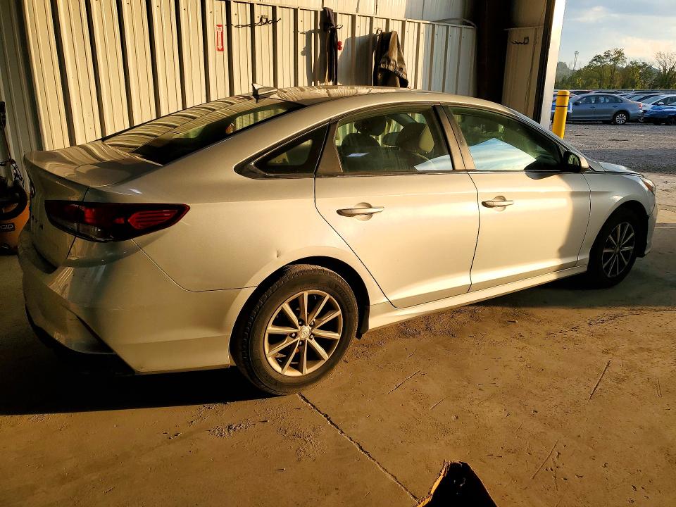 Продажа на аукционе авто 2019 Hyundai Sonata, vin: 5NPE24AF8KH730772, номер лота: 71583876