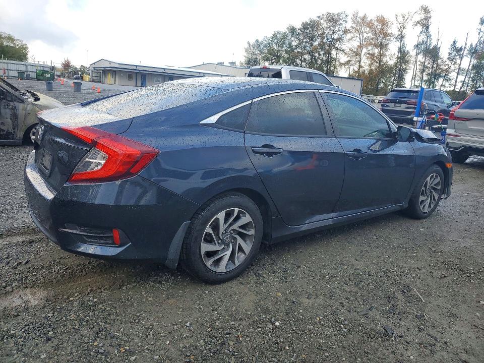 Продажа на аукционе авто 2016 Honda Civic, vin: 19XFC2F74GE233673, номер лота: 72614886