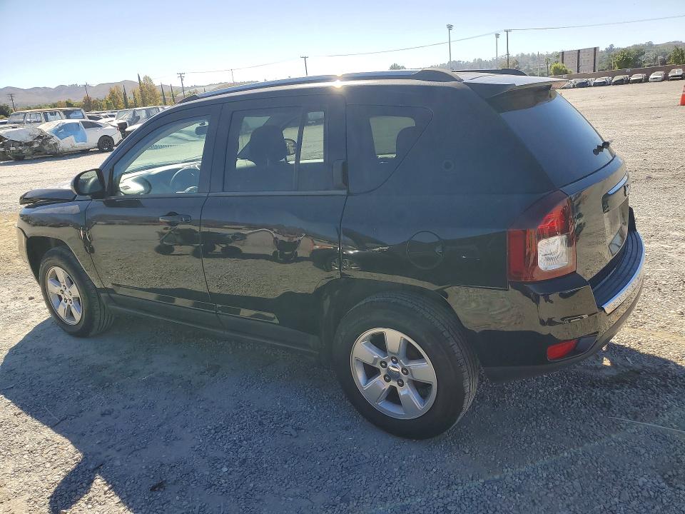 70382276 :رقم المزاد ، 1C4NJCBA1ED696717 vin ، 2014 Jeep Compass مزاد بيع