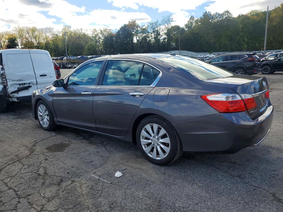 2013 Honda Accord მანქანა იყიდება აუქციონზე, vin: 1HGCR2F88DA200752, აუქციონის ნომერი: 71727566