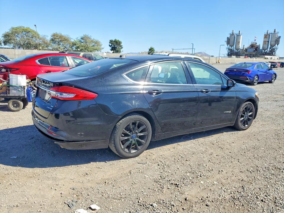 Продажа на аукционе авто 2017 Ford Fusion, vin: 3FA6P0LU1HR358410, номер лота: 70891206