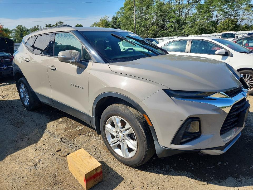 2021 Chevrolet Blazer მანქანა იყიდება აუქციონზე, vin: 3GNKBHR49MS520579, აუქციონის ნომერი: 70976566