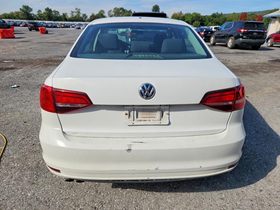 71427016 :رقم المزاد ، 3VW267AJ4GM289041 vin ، 2016 Volkswagen Jetta مزاد بيع