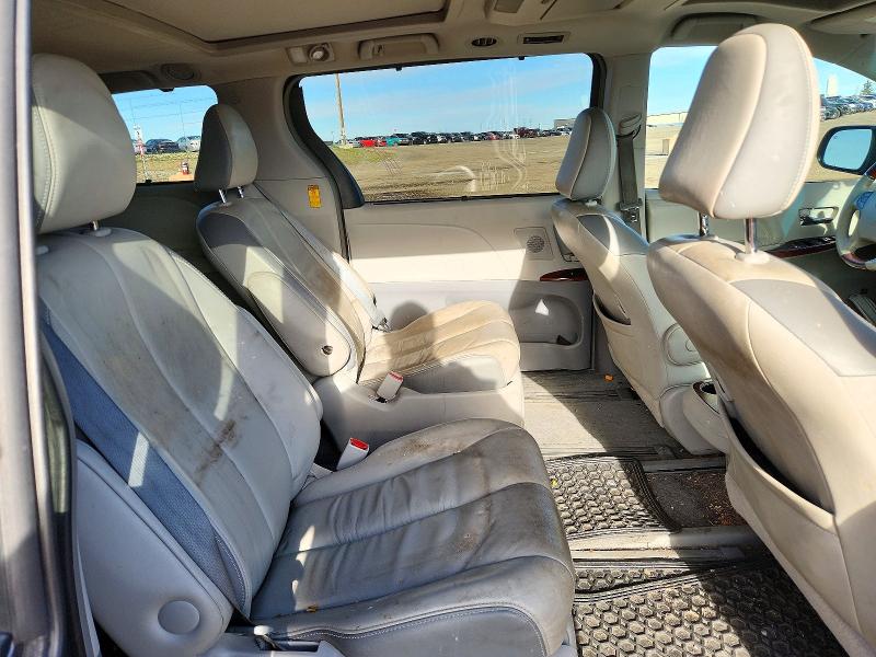 Продаж на аукціоні авто 2014 Toyota Sienna Xle, vin: 5TDDK3DCXES083569, номер лоту: 72372866