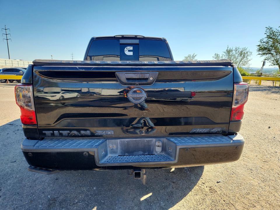 70734476 :رقم المزاد ، 1N6BA1F40HN556780 vin ، 2017 Nissan Titan Xd مزاد بيع