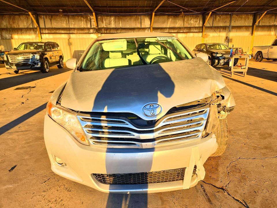 71731636 :رقم المزاد ، 4T3ZA3BB2BU042138 vin ، 2011 Toyota Venza مزاد بيع