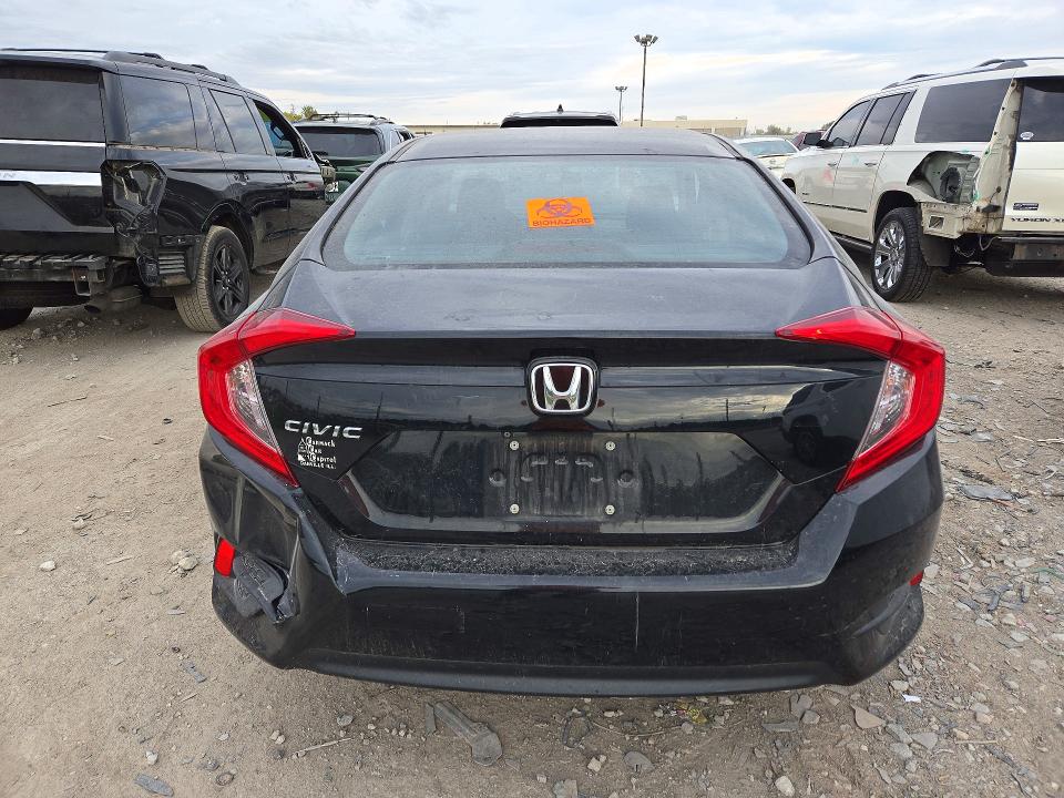 72908986 :رقم المزاد ، 19XFC2F57JE022554 vin ، 2018 Honda Civic مزاد بيع
