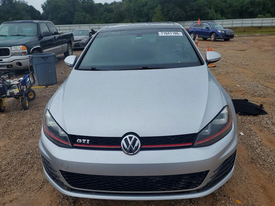 Продаж на аукціоні авто 2015 Volkswagen Gti, vin: 3VWTT7AU5FM026708, номер лоту: 71047186