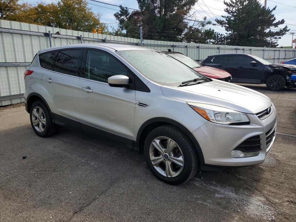 71155656 :رقم المزاد ، 1FMCU9GX4FUB67970 vin ، 2015 Ford Escape مزاد بيع
