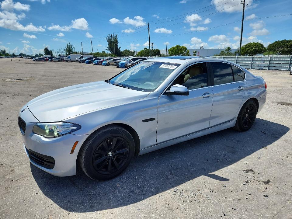 71964796 :رقم المزاد ، WBA5A5C5XED502793 vin ، 2014 Bmw 528 مزاد بيع