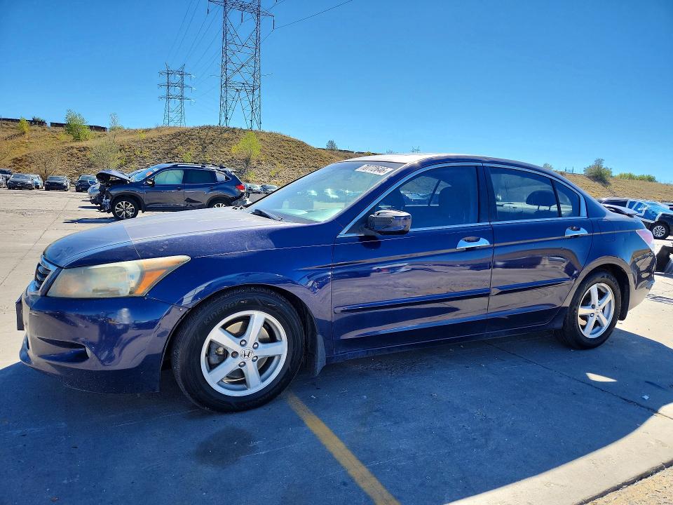 70772646 :رقم المزاد ، 1HGCP36798A087208 vin ، 2008 Honda Accord مزاد بيع