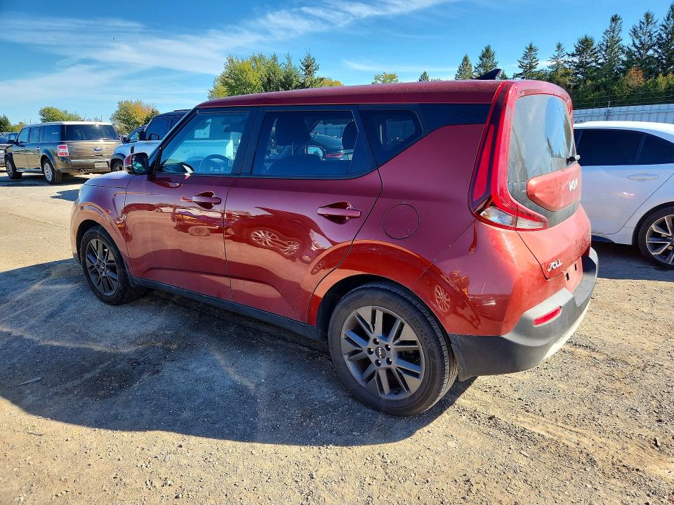 71586996 :رقم المزاد ، KNDJ33AU0N7803145 vin ، 2022 Kia Soul مزاد بيع