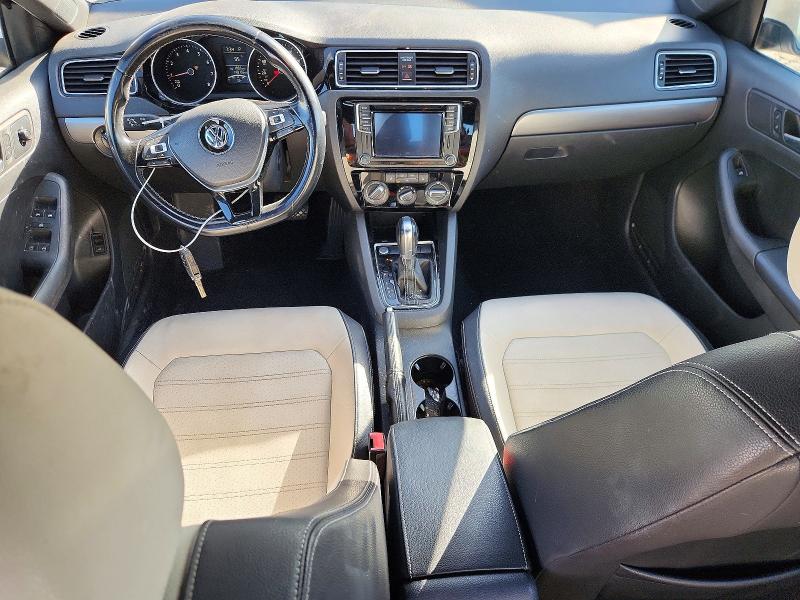 71894056 :رقم المزاد ، 3VWD17AJ2GM400774 vin ، 2016 Volkswagen Jetta مزاد بيع