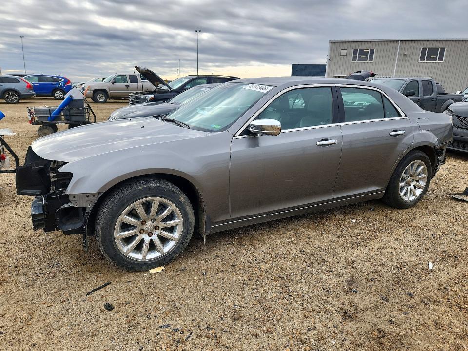 Продажа на аукционе авто 2012 Chrysler 300, vin: 2C3CCACG7CH202616, номер лота: 70461846