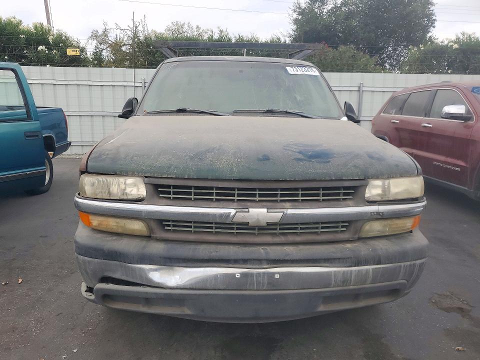 73123316 :رقم المزاد ، 2GCEC19V521223630 vin ، 2002 Chevrolet Silverado مزاد بيع