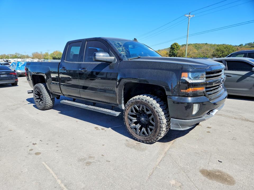 Продаж на аукціоні авто 2017 Chevrolet Silverado, vin: 1GCVKREC1HZ330440, номер лоту: 71317296