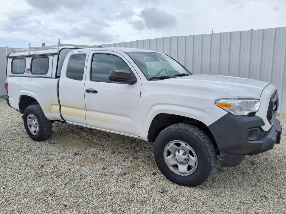 2022 Toyota Tacoma მანქანა იყიდება აუქციონზე, vin: 3TYRX5GN2NT057231, აუქციონის ნომერი: 70744016