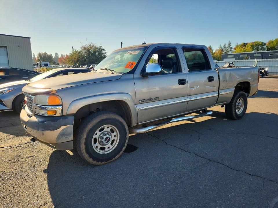 72141626 :رقم المزاد ، 1GTHK23G32F224591 vin ، 2002 Gmc Sierra مزاد بيع