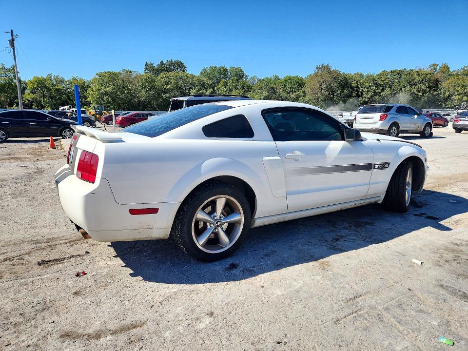 2007 Ford Mustang მანქანა იყიდება აუქციონზე, vin: 1ZVFT82H675349158, აუქციონის ნომერი: 71872936