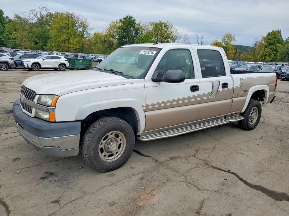 71269026 :رقم المزاد ، 1GCHK23UX3F216267 vin ، 2003 Chevrolet Silverado مزاد بيع