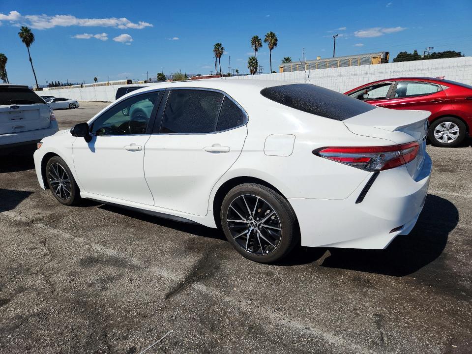 2018 Toyota Camry მანქანა იყიდება აუქციონზე, vin: JTNB11HK5J3073586, აუქციონის ნომერი: 72184136