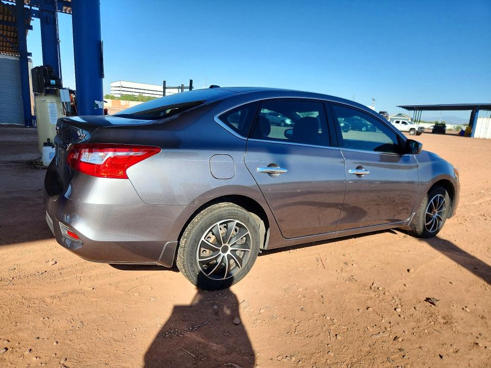 72061646 :رقم المزاد ، 3N1AB7AP5HY395560 vin ، 2017 Nissan Sentra مزاد بيع