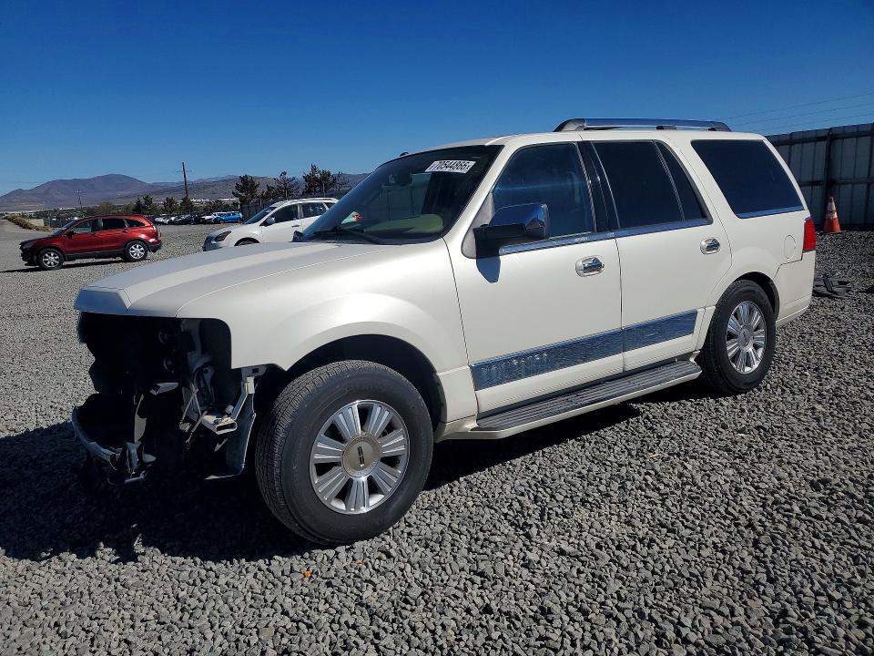 Продажа на аукционе авто 2007 Lincoln Navigator, vin: 5LMFU27507LJ25786, номер лота: 70544866