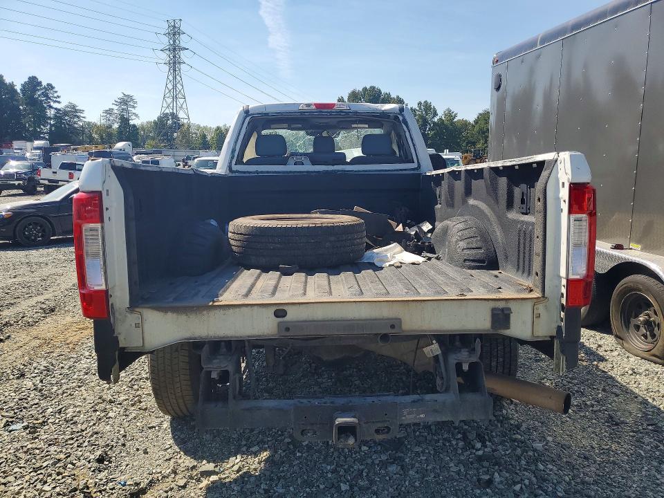 Продажа на аукционе авто 2017 Ford F250, vin: 1FTBF2A61HEC22860, номер лота: 67611156
