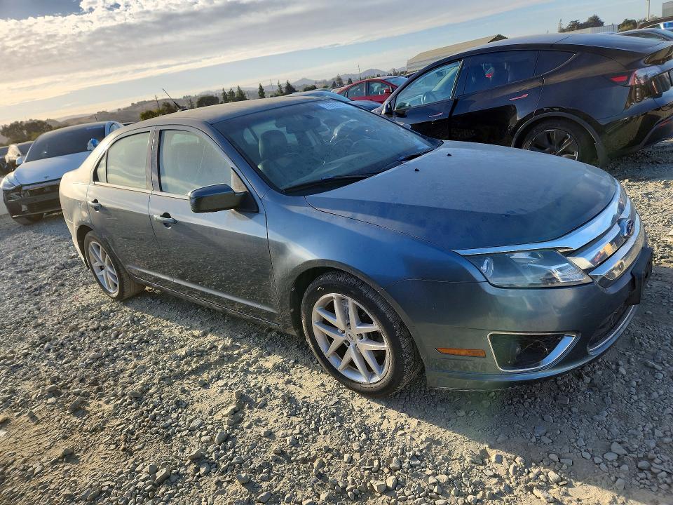 2011 Ford Fusion მანქანა იყიდება აუქციონზე, vin: 3FAHP0JA1BR275830, აუქციონის ნომერი: 73793796