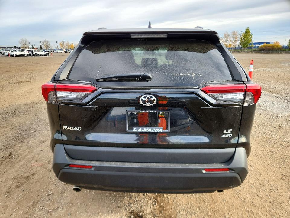 2021 Toyota Rav4 მანქანა იყიდება აუქციონზე, vin: 2T3B1RFV5MC232139, აუქციონის ნომერი: 72444136