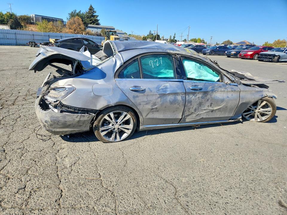 Продажа на аукционе авто 2015 Mercedes-benz C, vin: 55SWF4JB8FU065851, номер лота: 71492806