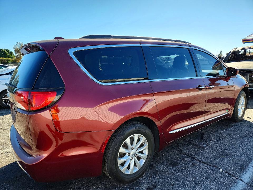 2017 Chrysler Pacifica მანქანა იყიდება აუქციონზე, vin: 2C4RC1BG0HR509246, აუქციონის ნომერი: 72013286