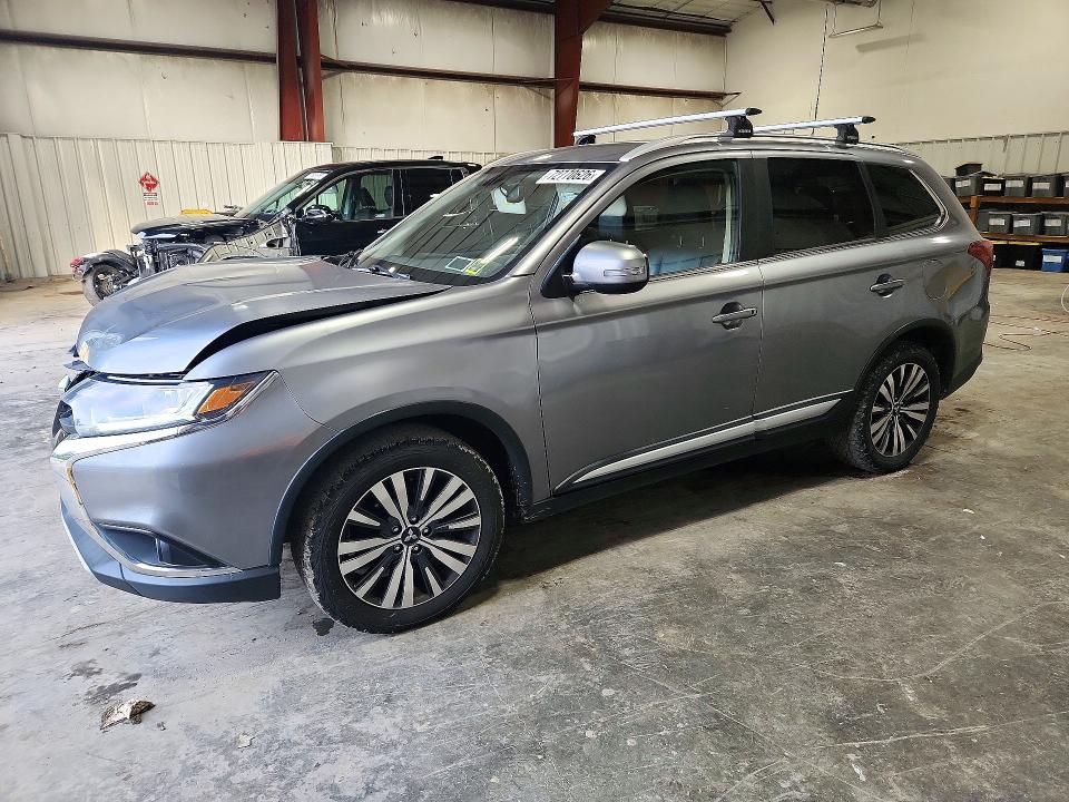 2019 Mitsubishi Outlander მანქანა იყიდება აუქციონზე, vin: JA4AZ3A3XKZ038929, აუქციონის ნომერი: 72770626