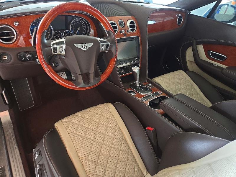 2016 Bentley Continental მანქანა იყიდება აუქციონზე, vin: SCBGH3ZA8GC056834, აუქციონის ნომერი: 74267526
